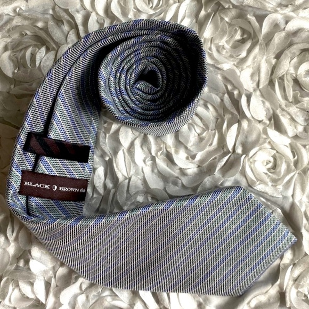 New Black & Brown 1826 mens blue green and white striped tie